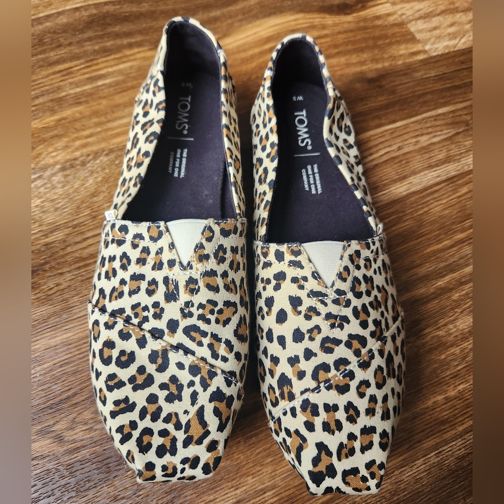 Toms | Womans Shoes | Classic Canvas Flats | Sunbleached Cheetah | Alpargata | 8